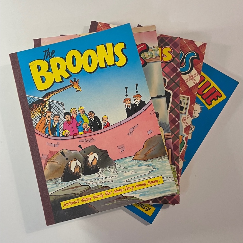 The Broons Comic Book Collection Vintage Excellent Like New Condition Oor Wullie